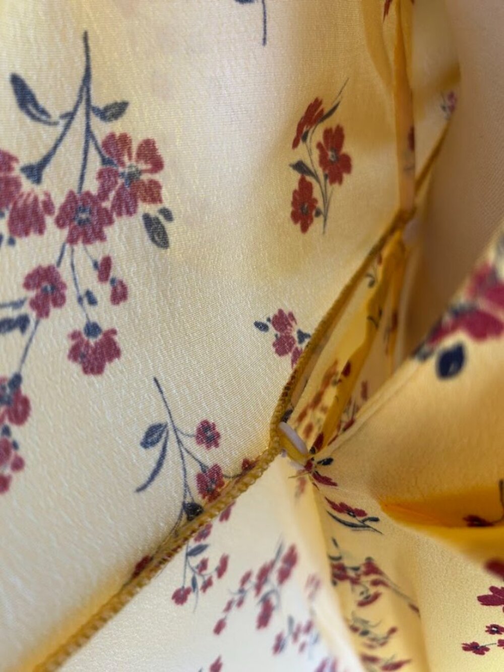 THAKOON COLLECTIVE Yellow & Red Floral Crepe Short Sleeve Wrap Dress Size 8 - Picture 10 of 13